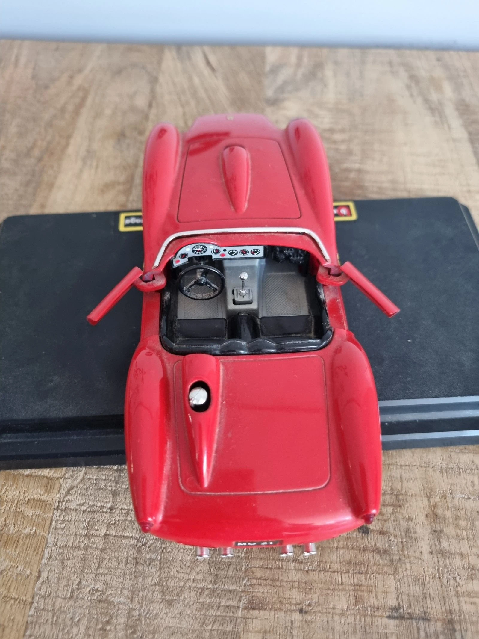 Miniatuurauto Bburago Ferrari 250 Testa Rossa (1957) - Schaal 1/24 – photo 6